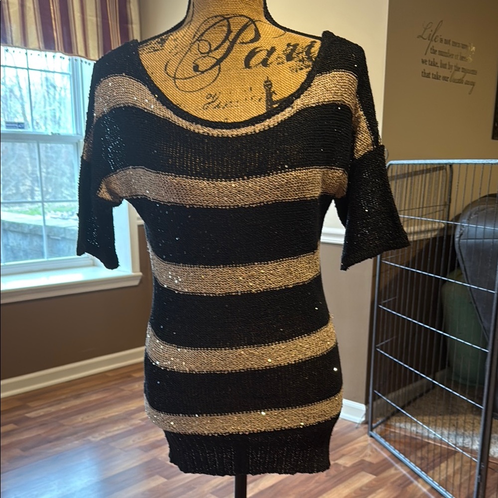 Size medium black and gold sequins short sleeve sweater
